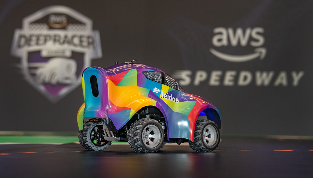 AWS DeepRacer car