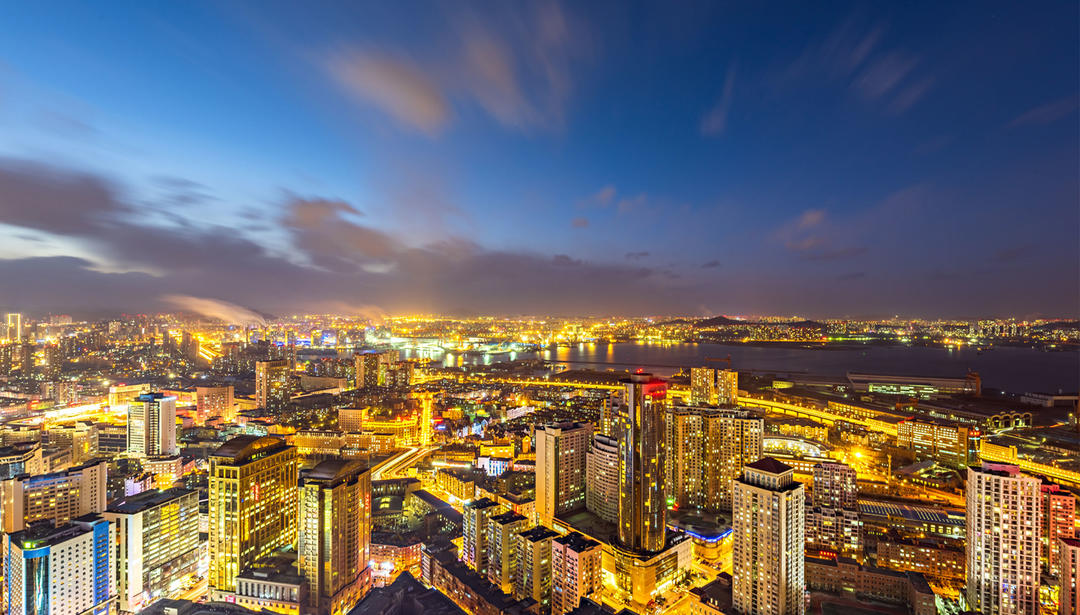 A panoramic view of the city harbor skyline