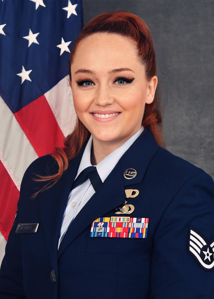 Erin De Roche USAF headshot in uniform