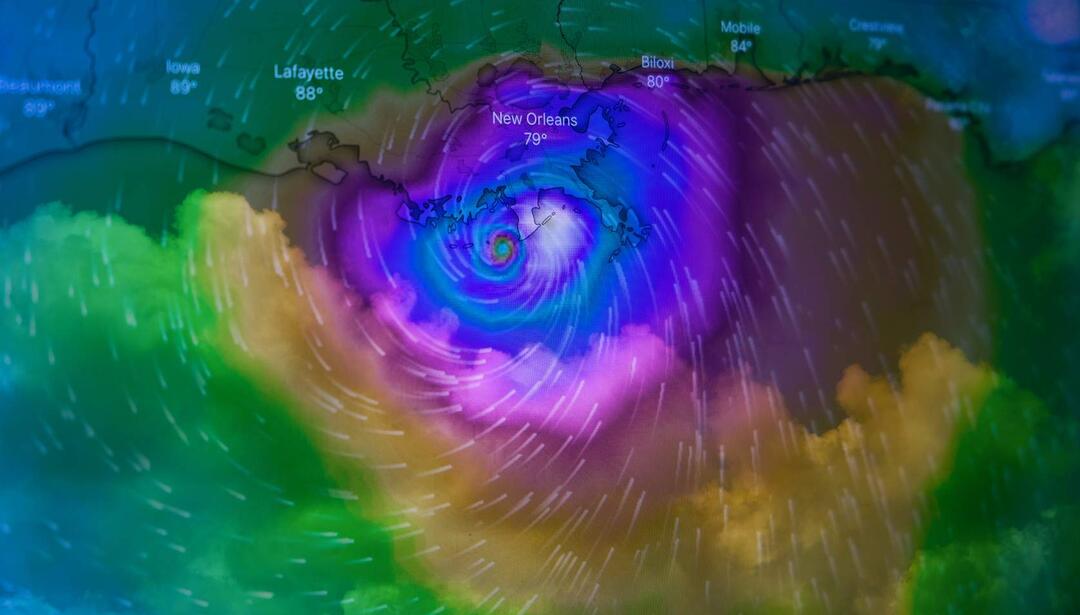 Map of hurricane over New Orleans