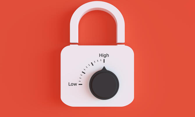 Pad lock with dial turned to High