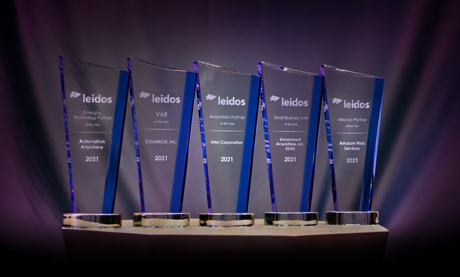 Glass trophies awarded at supplier symposium