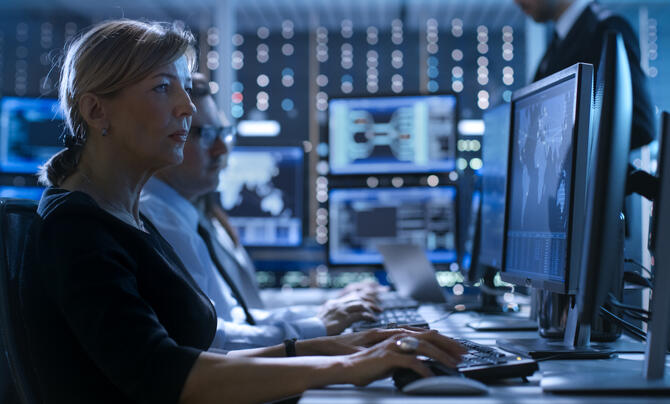 cyber analyst working in a SOC