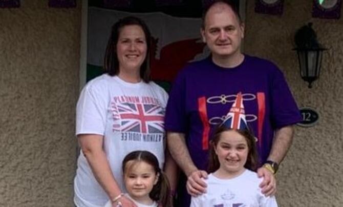 Paul Walbyoff with his family