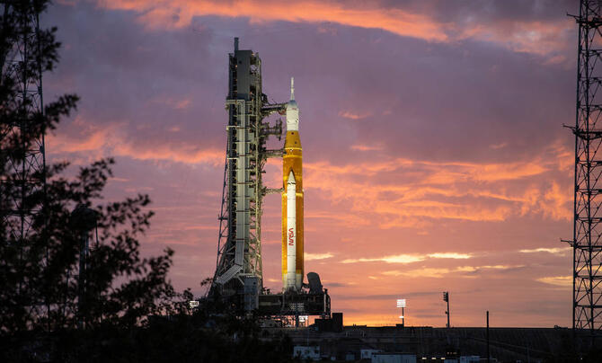 NASA's SLS rocket and Orion spacecraft ready for launch
