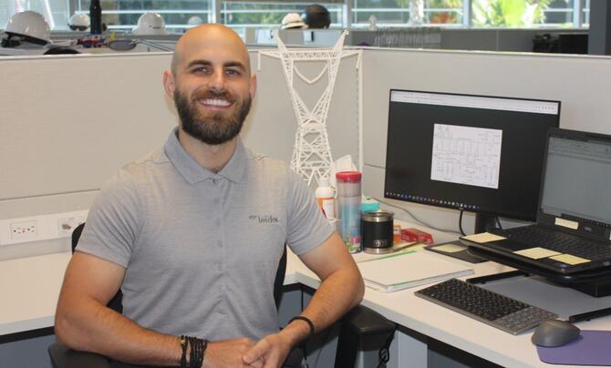 Alex Radelescu at his work station
