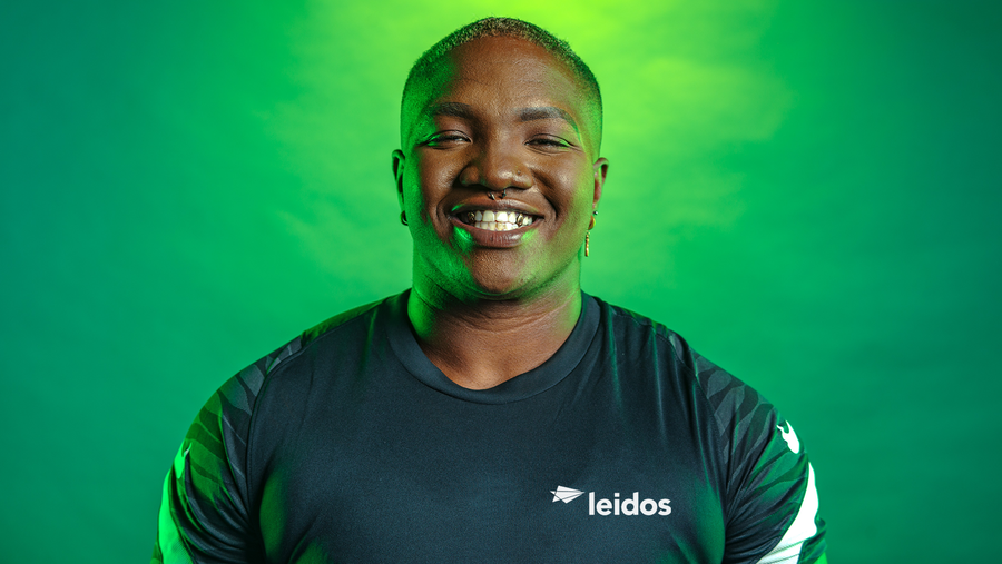 Raven Saunders headshot with Leidos shirt