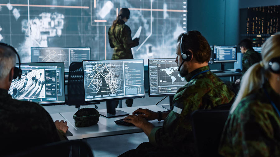 defence woking with screens and maps