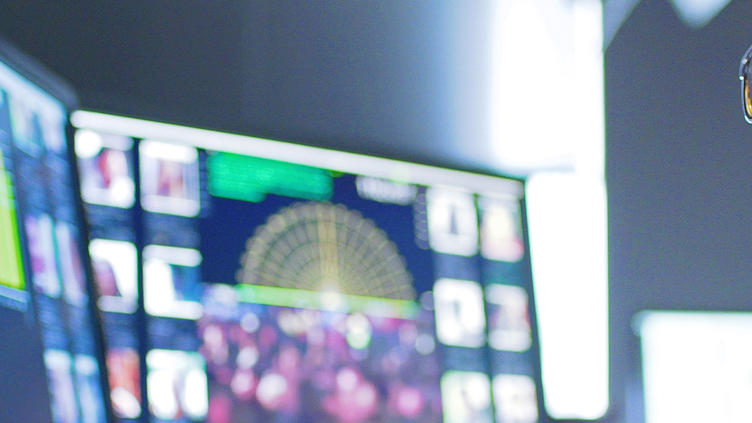 Security center operations with analyst at screen